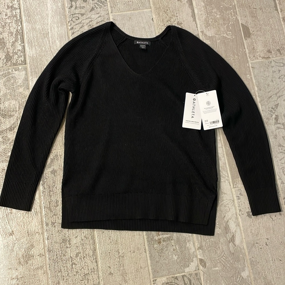 Athleta NWT Black Hanover V-Neck Sweater size XS